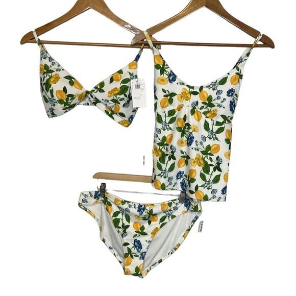 Old Navy Lemon Floral Print Cutout Swimsuit Women Summer Citrus 4 pieces - Picture 1 of 10